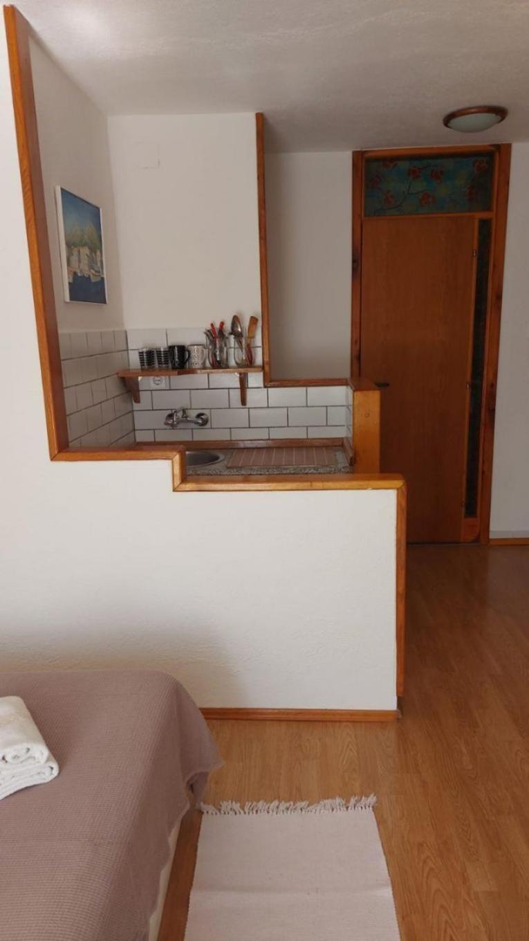 Apartment Brane Bol Exteriör bild