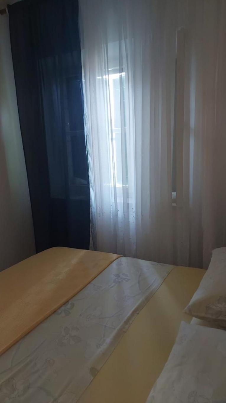 Apartment Brane Bol Exteriör bild